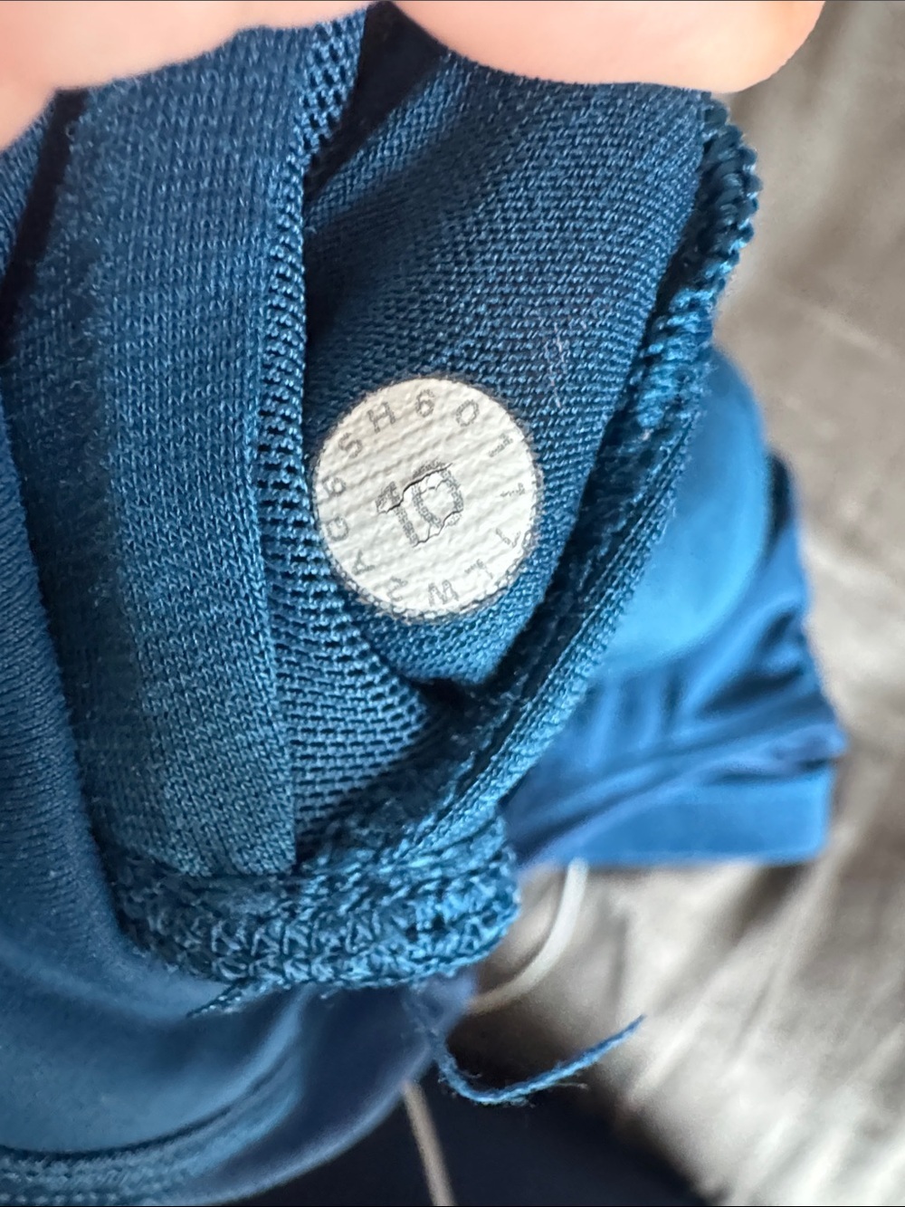 lululemon athletica Blue Crisscross Strap Sports Bra / J31 - Picture 5 of 5